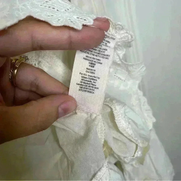 Free People Sheer Eyelet Detail White Boho Top Sz XS - Picture 6 of 10